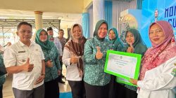 Ketua TP PKK Majalengka Perkuat Peran Kader Melalui Monev 10 Program Pokok PKK ke 26 Kecamatan dan Penyaluran Bantuan