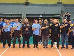 Smesh Keras Pada HUT Bhayangkara Ke-80, Polda Jabar Resmi Buka Turnamen Voli Antar Satker dan Satwil di GOR Trilomba Juang Bandung