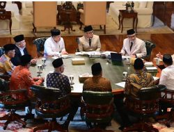 Presiden Prabowo Subianto Menerima Menteri Haji dan Umrah di Hambalang 