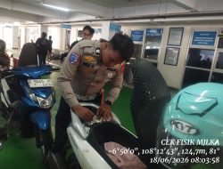 Anggota Satlantas Polres Majalengka Terus Berikan Pelayanan Terbaik kepada Masyarakat di Samsat Induk dan Pelayanan BPKB