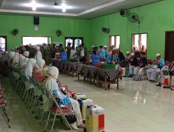 Jamaah Haji Andong dan Kemusu Disambut Haru, Koramil 15/Andong Hadiri Upacara Penerimaan Haji