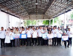 Pemkab Tanah Datar Salurkan Bantuan Rp1,3 Miliar bagi Korban Bencana Hidrometeorologi