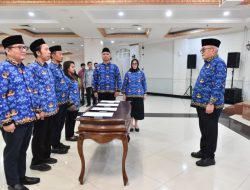Lantik Pejabat Fungsional, Sesmenpora Gunawan Harap Para Pegawai Kemenpora Konsisten Mengabdi pada Negara