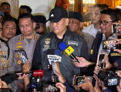 Polisi Temukan Brankas Berisi Valas Saat Geledah Kafe di Cipete
