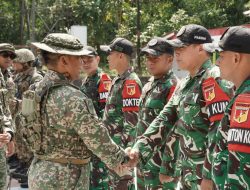 Satgas Pamtas RI-Malaysia Yonarmes 19/Bogani Terima Kunjungan Pegawai Memerintah Batalion Ketiga Rejimen Renjer Diraja Malaysia