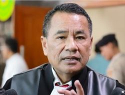Hotman Paris Puji Ketegasan Prabowo di Kasus Febrie Adriansyah